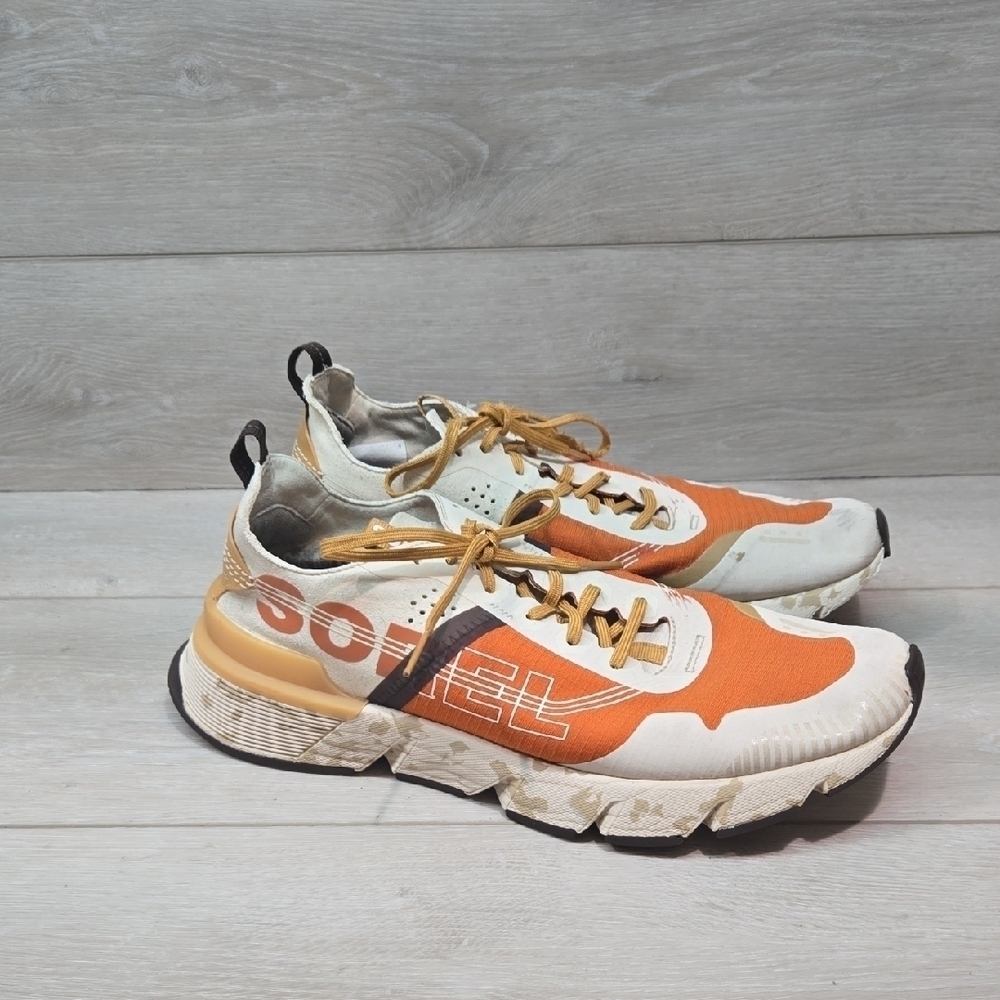 Sorel Mens Orange & White Athletic  Sneakers Shoes Sz 9